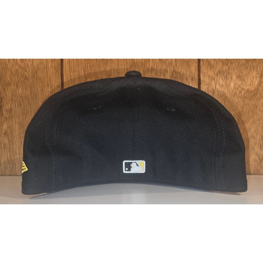 New Era Pittsburgh Pirates Fitted Hat 7 1/4 MLB On Field Black Cap - Picture 2 of 7